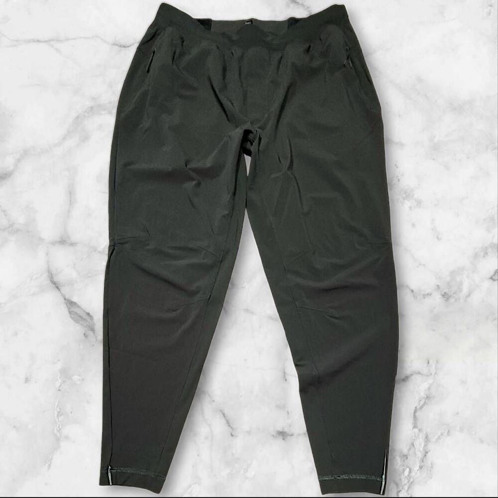 Lululemon Mens Large City Sweat Olive Green Joggers